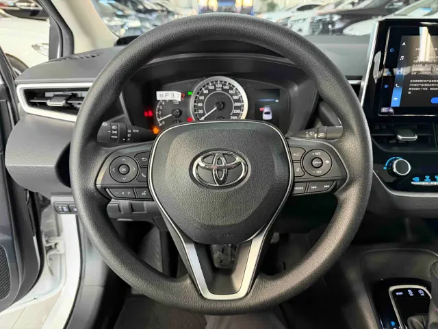 Toyota Corolla — Фото автомобиля 12