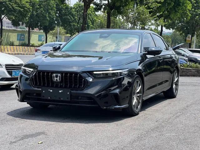 Honda Inspire — Фото автомобиля 3