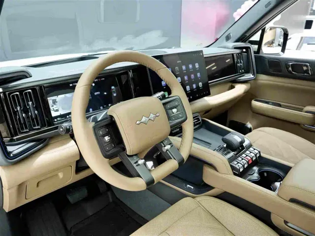 BYD FangChengBao Leopard 5 — Фото автомобиля 7