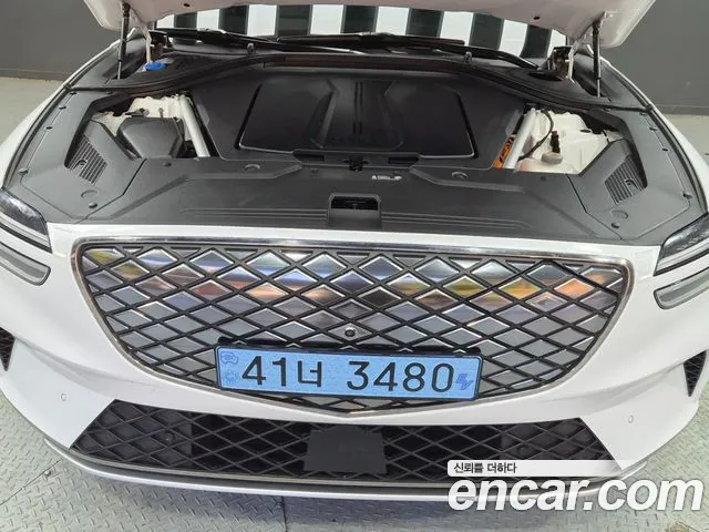 Genesis GV70 Electrified GV70 — Фото автомобиля 12
