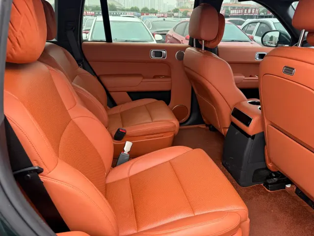 Li Auto L9 — Фото автомобиля 5