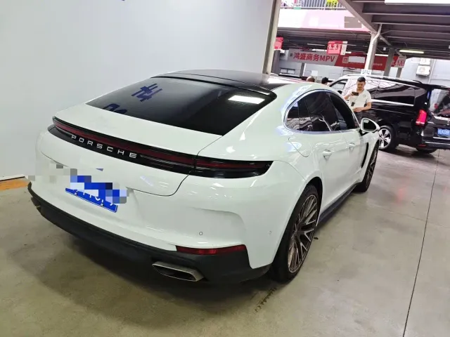 Porsche Panamera — Фото автомобиля 7