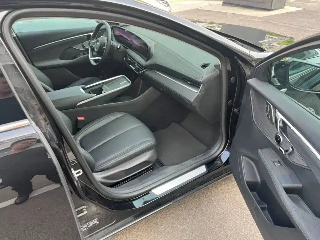 Buick LaCrosse — Фото автомобиля 4