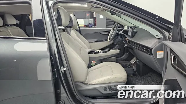 Kia EV6 — Фото автомобиля 16