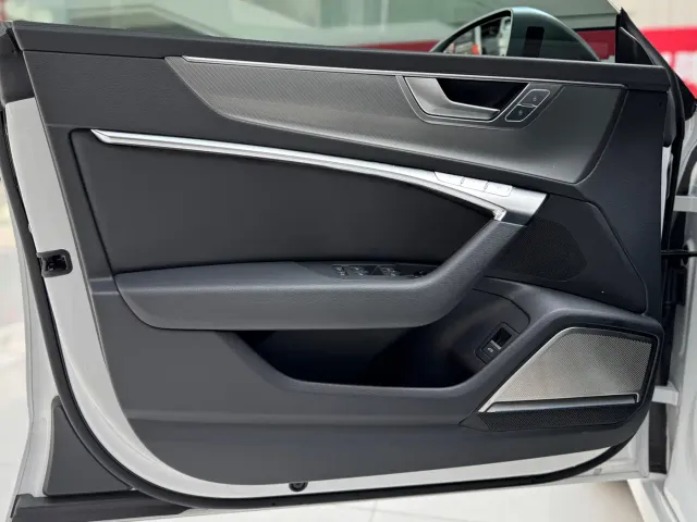 Audi A7 — Фото автомобиля 8