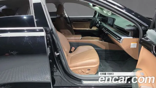 Hyundai Grandeur GN7 — Фото автомобиля 11