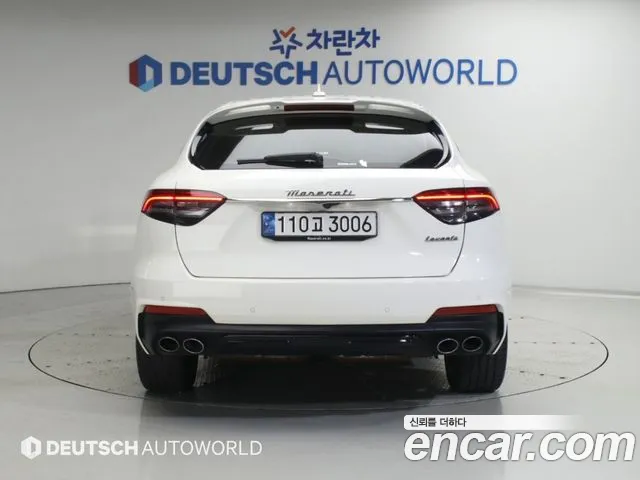 Maserati Levante — Фото автомобиля 4