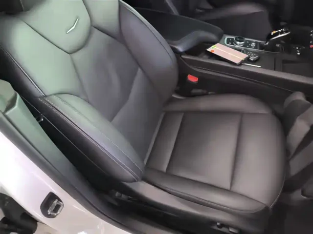 Cadillac CT5 — Фото автомобиля 24