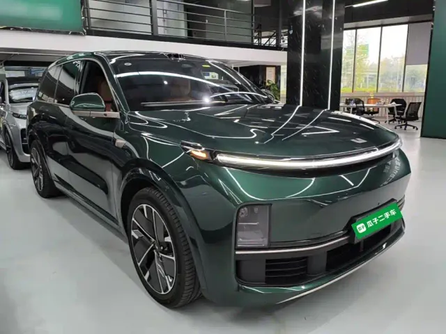 Li Auto L9 — Фото автомобиля 3