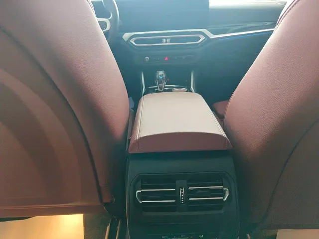 BMW i3 — Фото автомобиля 9