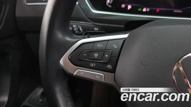 Volkswagen Tiguan — Фото автомобиля 28
