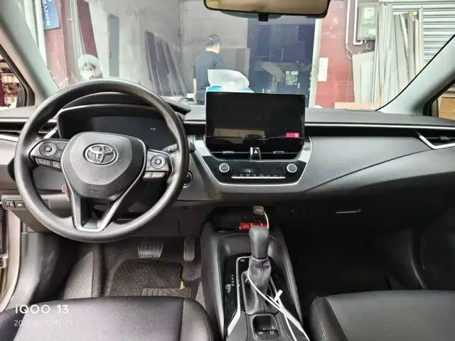 Toyota Corolla — Фото автомобиля 5