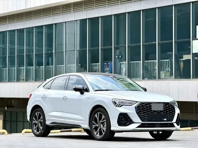 Audi Q3 Sportback — Фото автомобиля 3
