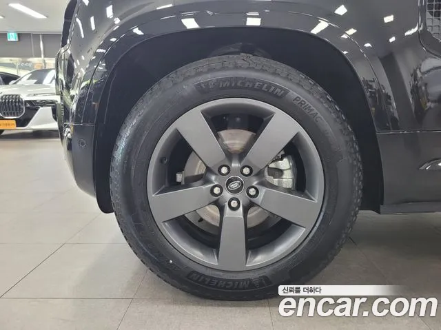 Land Rover Defender L663 — Фото автомобиля 20