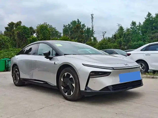 Xpeng P7+ — Фото автомобиля 2