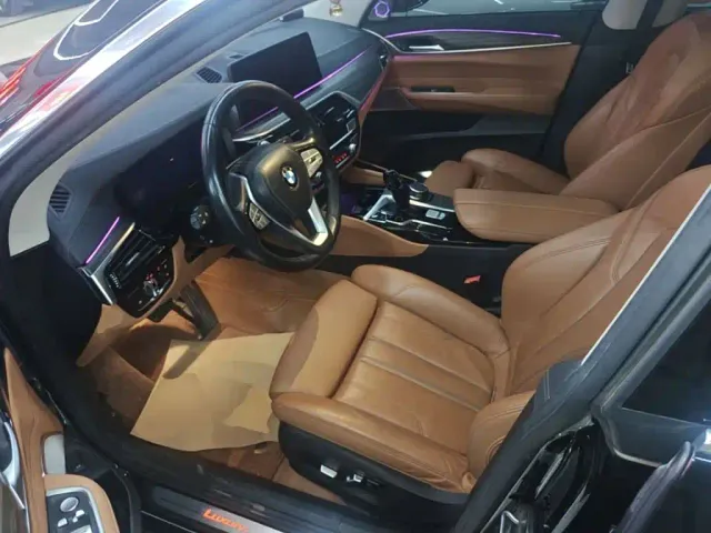 BMW 6 Series Gran Turismo — Фото автомобиля 14