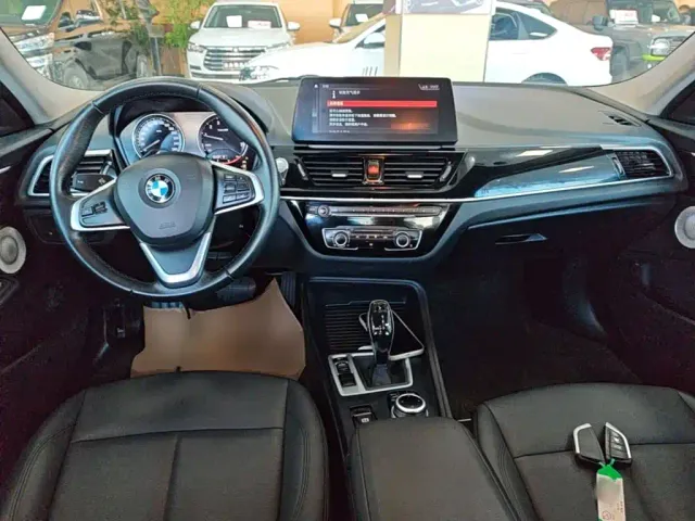 BMW 1 Series — Фото автомобиля 9