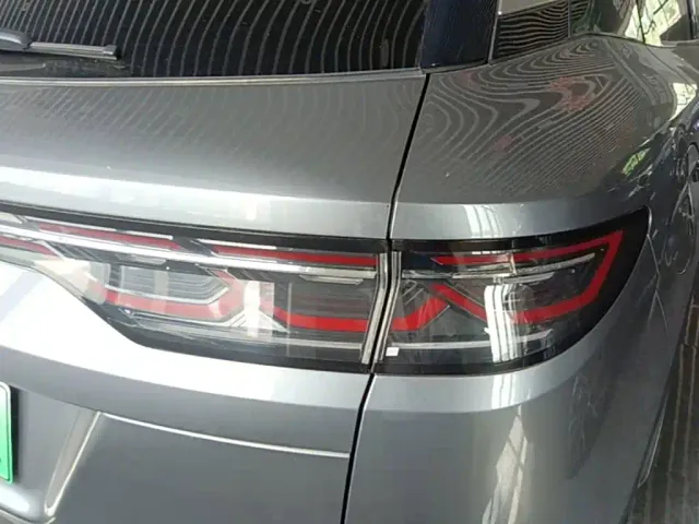 BYD Song L DM-i — Фото автомобиля 7