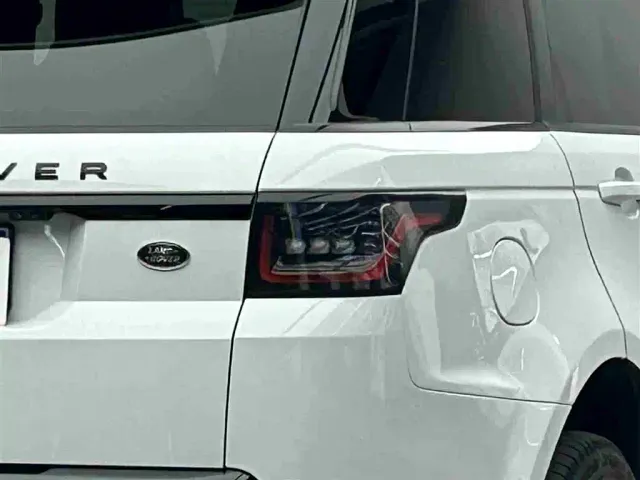 Land Rover Range Rover Sport — Фото автомобиля 20