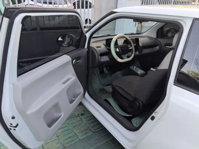 Changan Lumin — Фото автомобиля 17