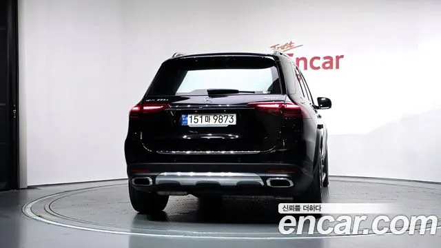 Mercedes-Benz GLE-Class — Фото автомобиля 4