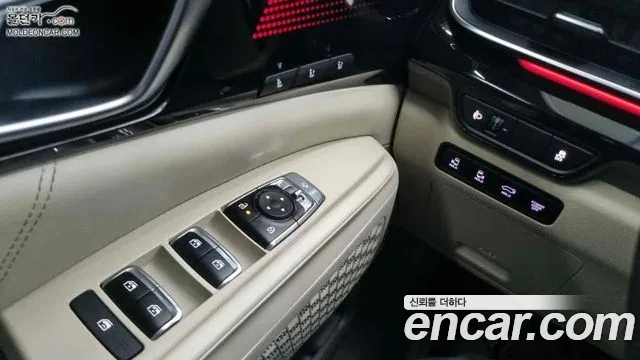 Kia Carnival Generation 4 — Фото автомобиля 17