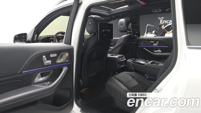 Mercedes-Benz GLS-Class — Фото автомобиля 8
