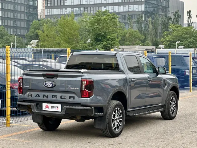 Ford Ranger — Фото автомобиля 9