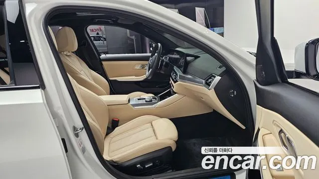 BMW 3-Series 3 серия (G20) 320i M Sport — Фото автомобиля 24