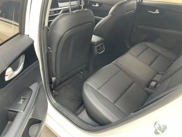 Kia K3 — Фото автомобиля 5