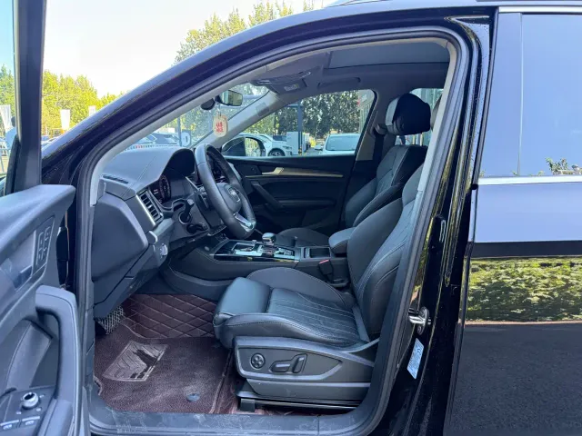Audi Q5L — Фото автомобиля 4