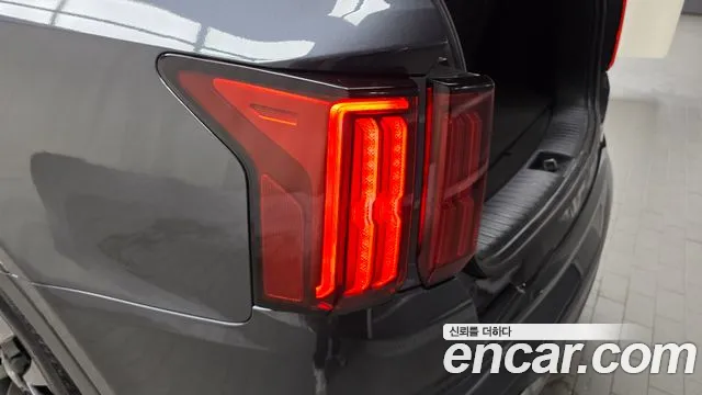 Kia Sorento Sorento 4-е поколение Бензин 2.5T 2WD — Фото автомобиля 21