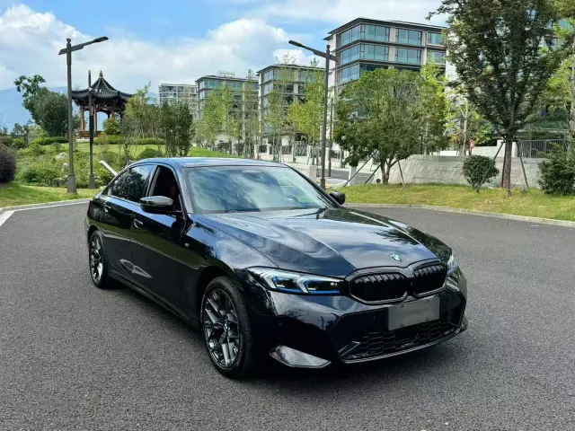 BMW 3 Series — Фото автомобиля 3