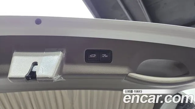 Kia Carnival 4th Gen — Фото автомобиля 23