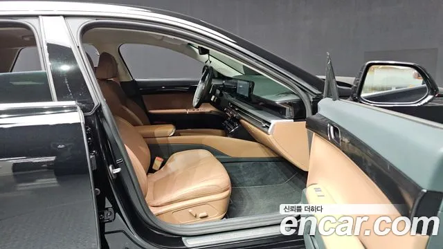 Hyundai Grandeur Grandeur (GN7) 2.5 Бензин 2WD — Фото автомобиля 8