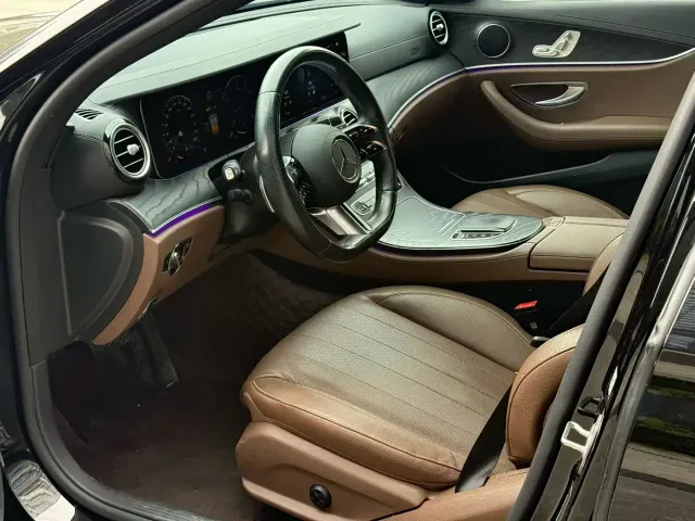 Mercedes-Benz E-Class — Фото автомобиля 9