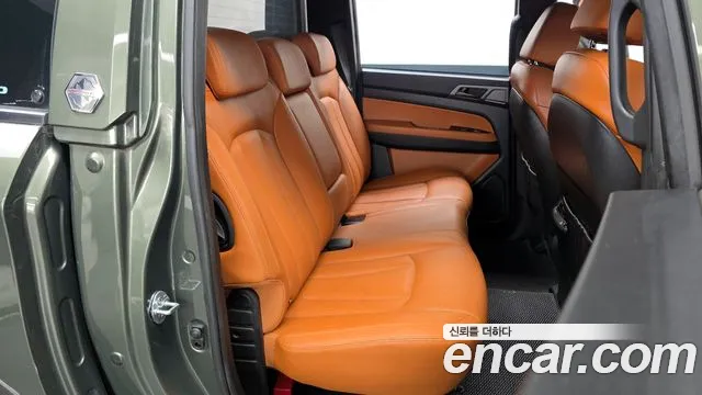 KG_Mobility_Ssangyong Rexton — Фото автомобиля 12