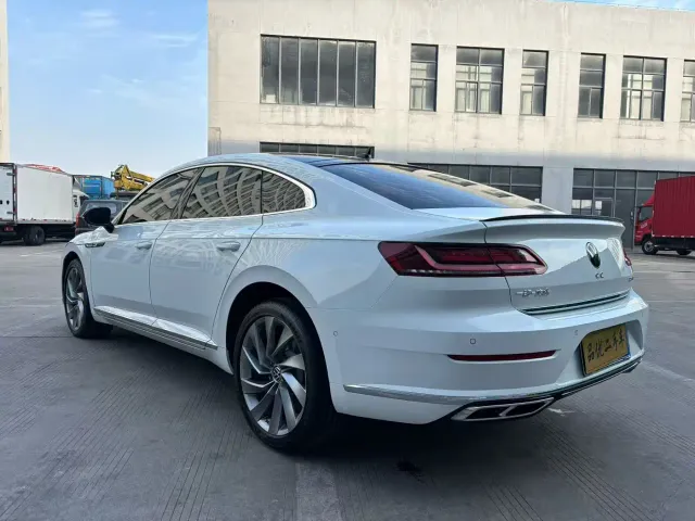 Volkswagen CC — Фото автомобиля 7