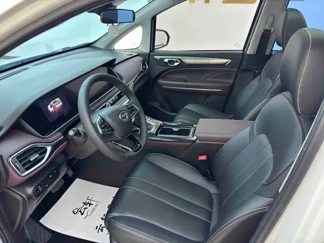 GAC Trumpchi M6 — Фото автомобиля 11