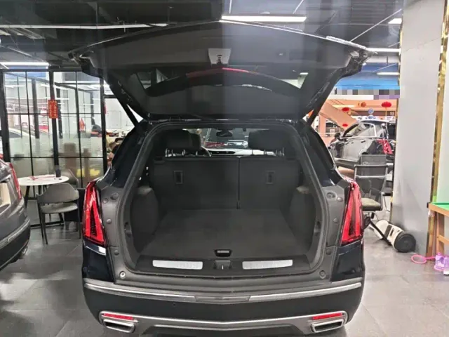 Cadillac XT5 — Фото автомобиля 18