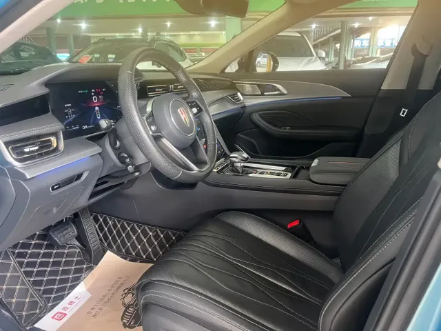 Hongqi H5 — Фото автомобиля 4