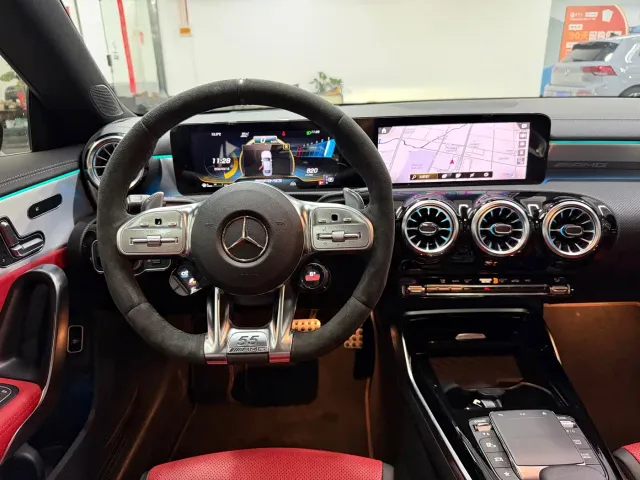 Mercedes-Benz CLA-Class AMG — Фото автомобиля 11