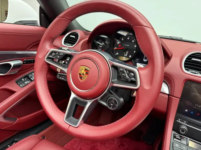 Porsche 718 — Фото автомобиля 14