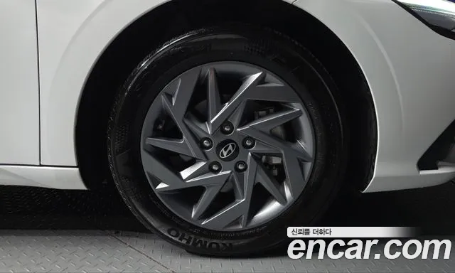 Hyundai Avante — Фото автомобиля 6