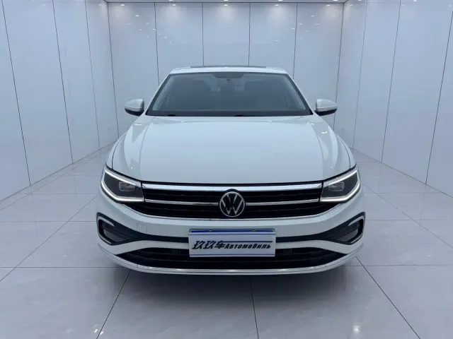 Volkswagen Bora — Фото автомобиля 2