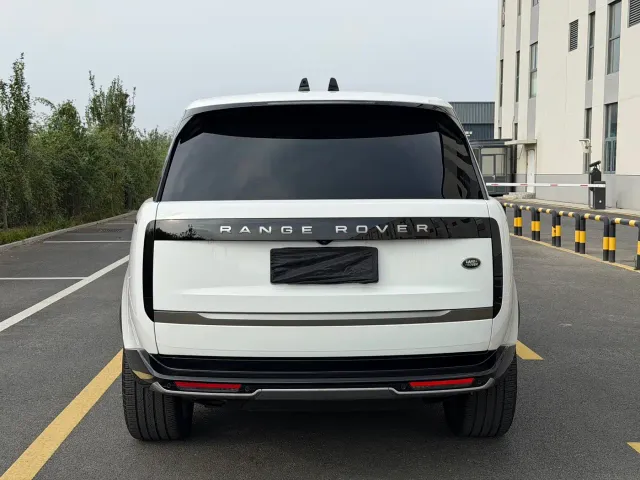 Land Rover Range Rover — Фото автомобиля 6