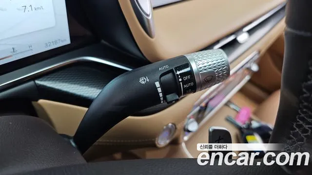 Genesis G90 Бензин 3.5 турбо AWD — Фото автомобиля 24