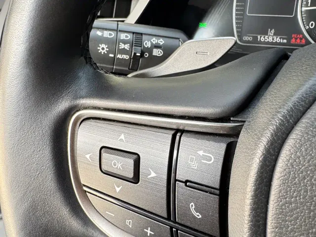 Lexus ES — Фото автомобиля 21