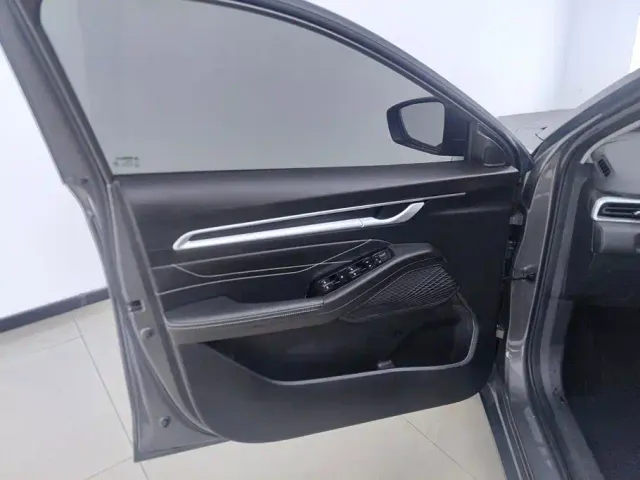 Geely Emgrand — Фото автомобиля 7