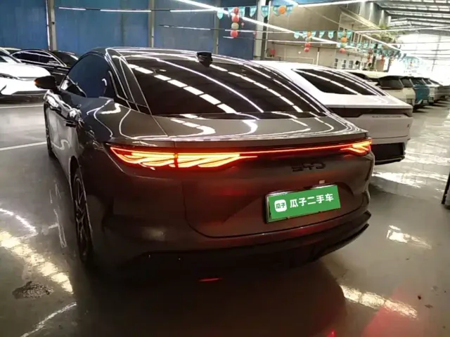 BYD Han L — Фото автомобиля 5
